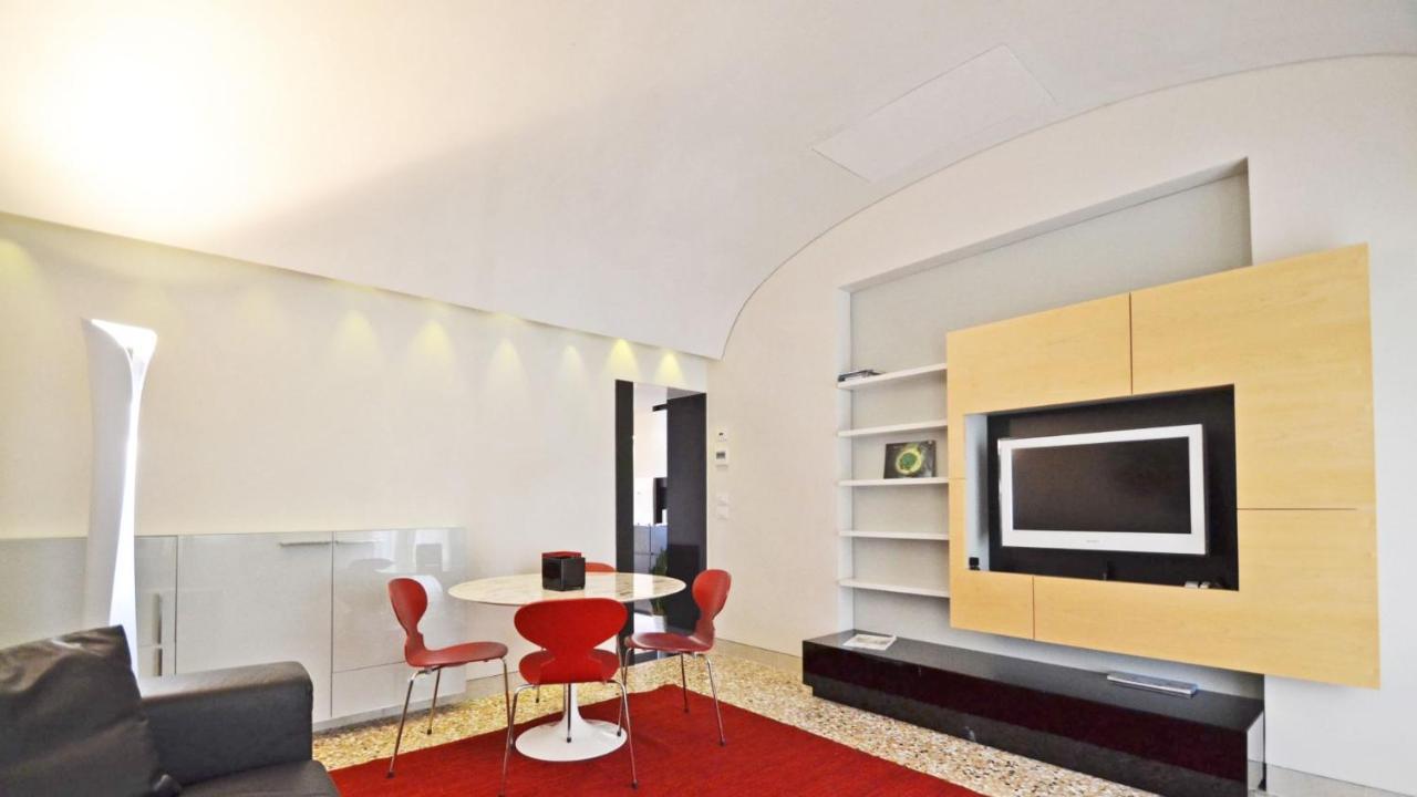 Ai Bareteri Luxury Canal View Venedik Dış mekan fotoğraf