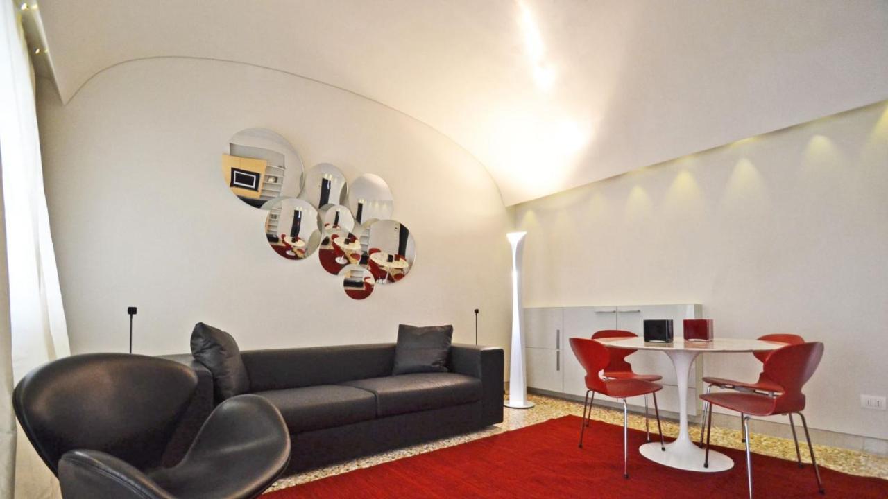 Ai Bareteri Luxury Canal View Venedik Dış mekan fotoğraf